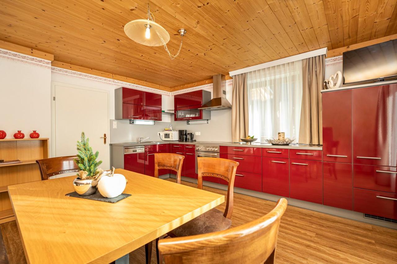 Herzerl-Chalet Appartements Φλαχάου Εξωτερικό φωτογραφία
