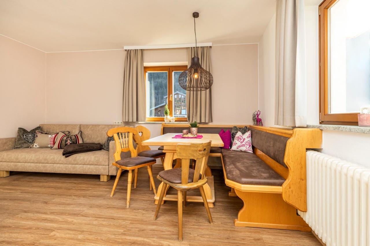 Herzerl-Chalet Appartements Φλαχάου Εξωτερικό φωτογραφία